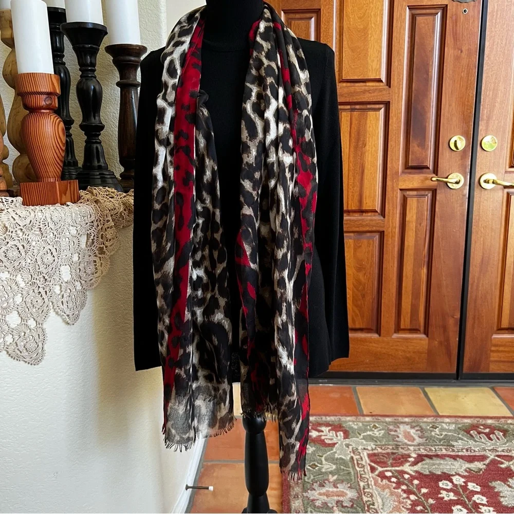 New Large Very Soft 25x70 Scarf/ Shawl/Wrap, Warm/ Red & Black/ Animal Print - Picture 1 of 5